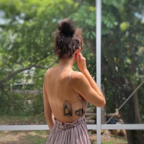 Dress - Picture 2 of 8